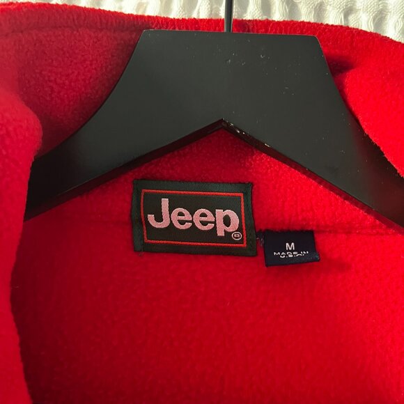 Jeep red quarter-zip fleece pullover - Picture 3 of 4
